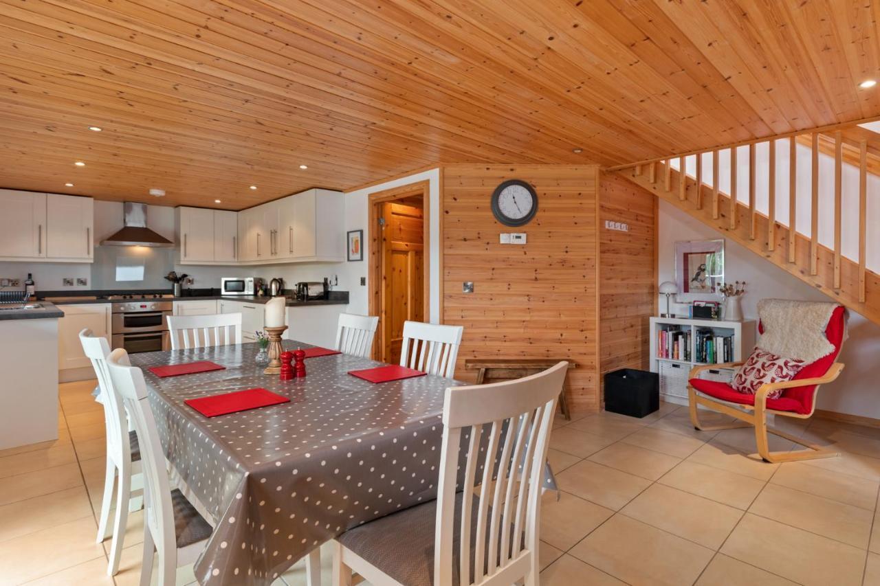 Lodge 5 Longbury - Luxury Lodge, Golf Course Views, Restaurant And Spa Facilites Penally Esterno foto